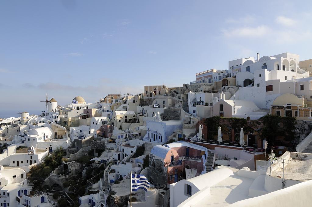 Beautiful Oia Villa Exterior photo